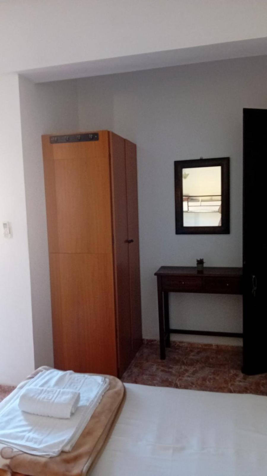 Kostas Studios Apartments - Ενοικιαζόμενα Δωμάτια Με Κουζινάκι Myrina Esterno foto